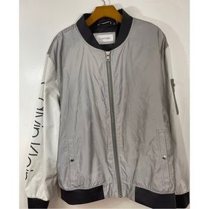 Calvin Klein Men’s Jacket  Fully Lined Size: XL